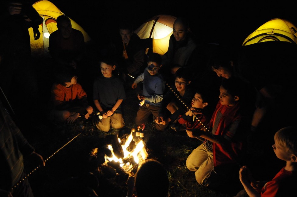 How Kids Stay Plugged-In Outdoors