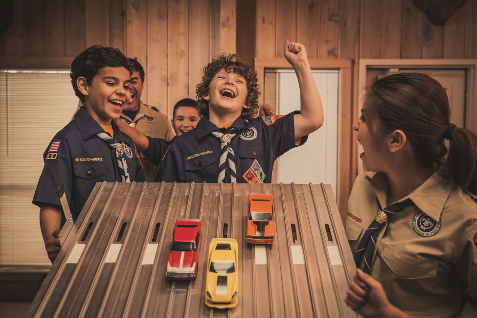 Submit Your Racers in the 2016 Pinewood Derby Photo Contest